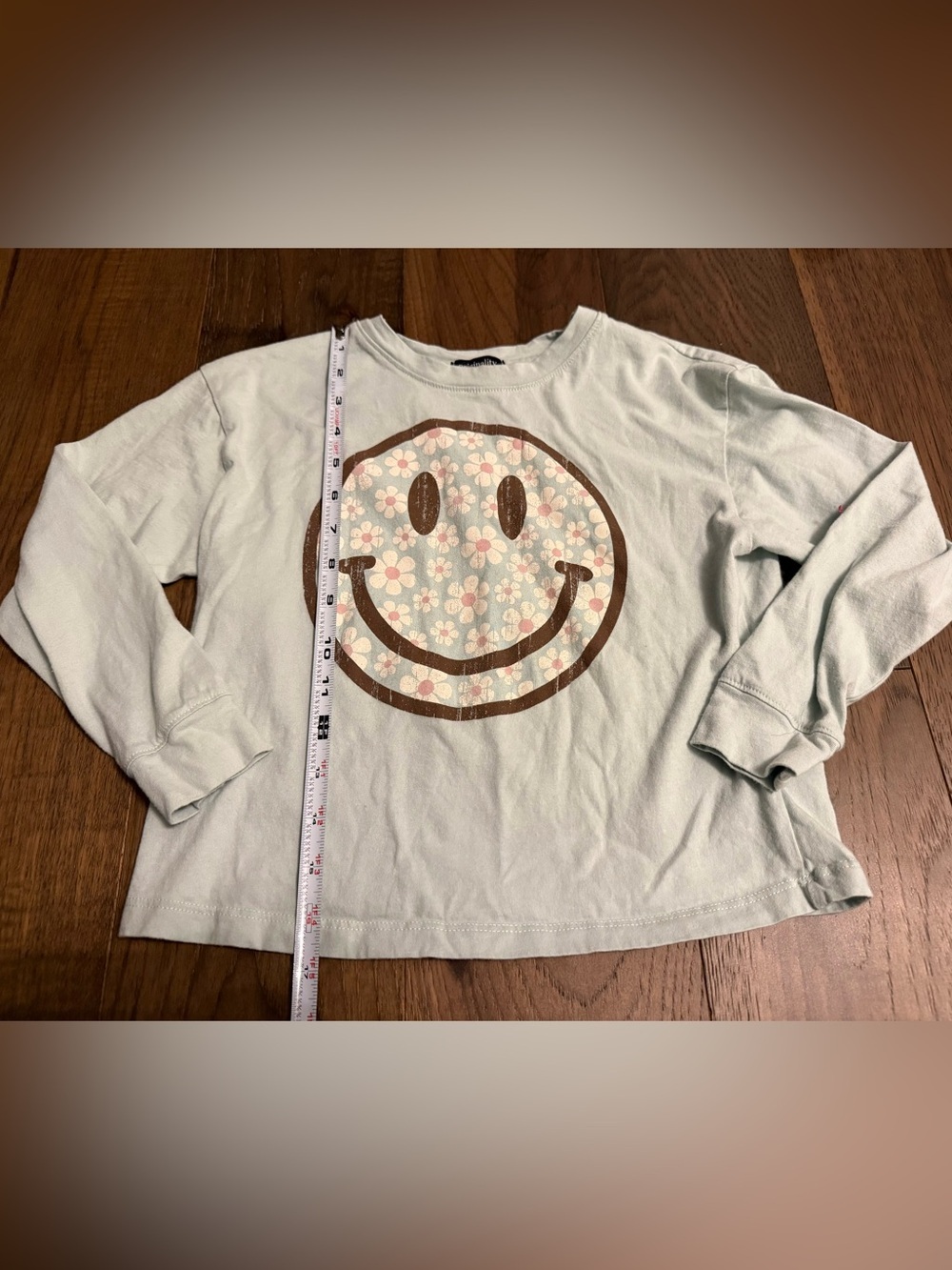 Originality Light Blue Floral Smiley Face Graphic Long Sleeve Tee - Small